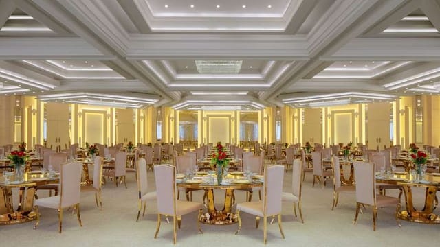 Luxury pillarless ballroom at Nofa Riyadh, perfect for formal gala events and corporate conferences.