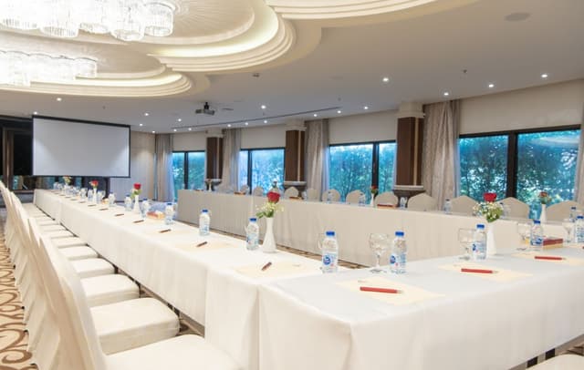 Banquet hall