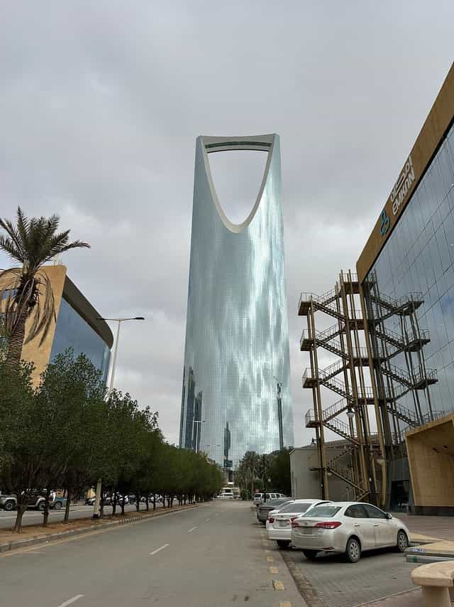 Rooftop restaurant at Cantonal Hotel Riyadh with Kingdom Centre view for luxury corporate events.