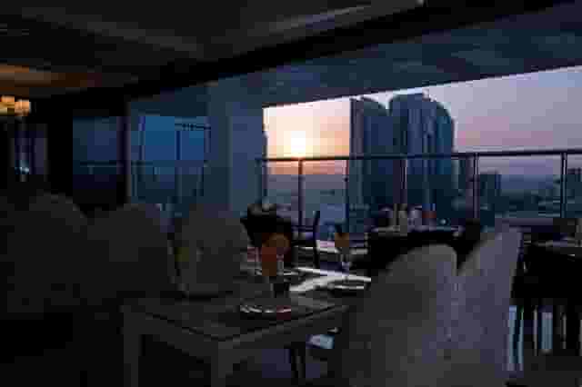 Lobby cafe