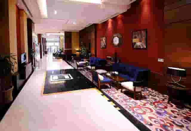 Coffee Lounge & Café