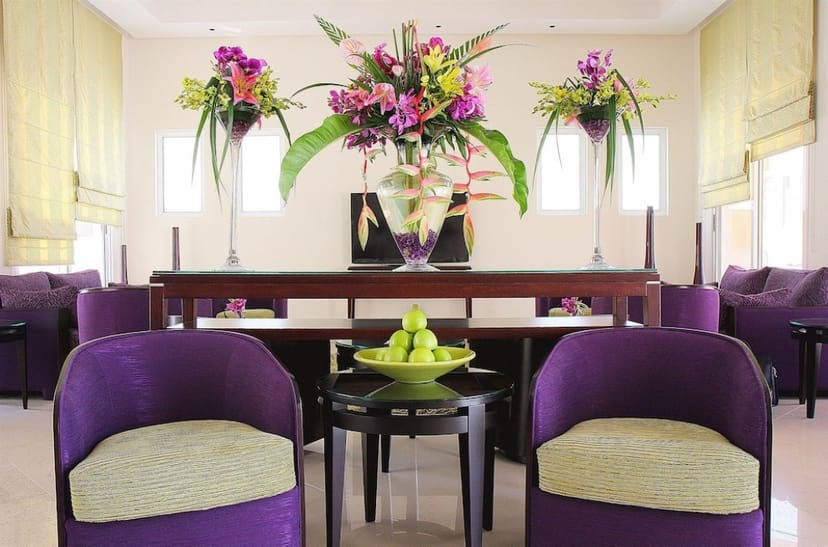 Intimate VIP networking lounge at Vivienda Turki Al Awal for exclusive corporate events.
