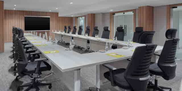 U-shaped boardroom at Al Takhasussi Palace for professional business meetings and conferences.