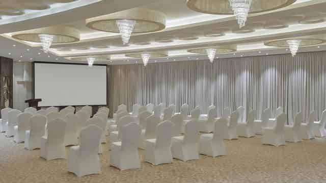 Crowne Plaza Riyadh Al Waha