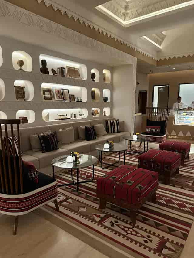 Taleed by Michael Mina: Luxury lounge seating for corporate networking and upscale event hosting.