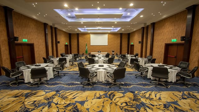 Review of Awaliv International Hotel ...