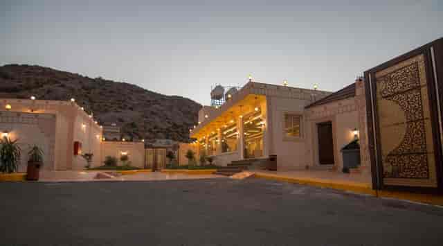 Seven Gardens secluded desert retreat venue for intimate events and private buyouts.