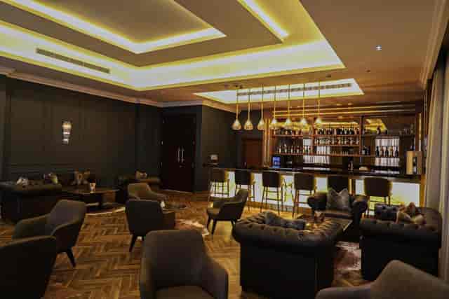 Sophisticated lounge at Vittori Palace Hotel Riyadh for VIP networking and corporate receptions.