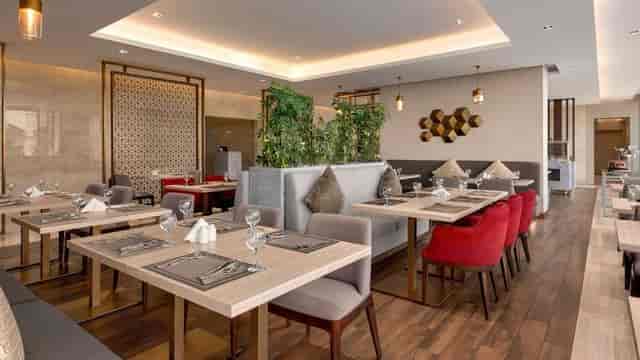 Ramada by Wyndham Riyadh King Fahd Road ...