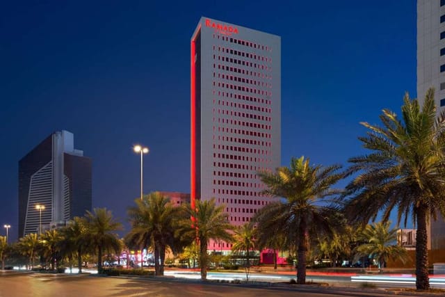 Ramada Riyadh King Fahd Road banquet hall for corporate events and business meetings.