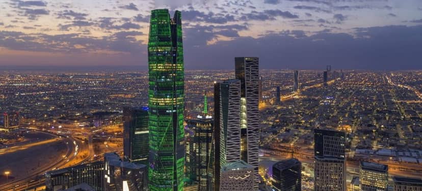 Modern private offices in King Abdullah Financial District for corporate summits and gala dinners.