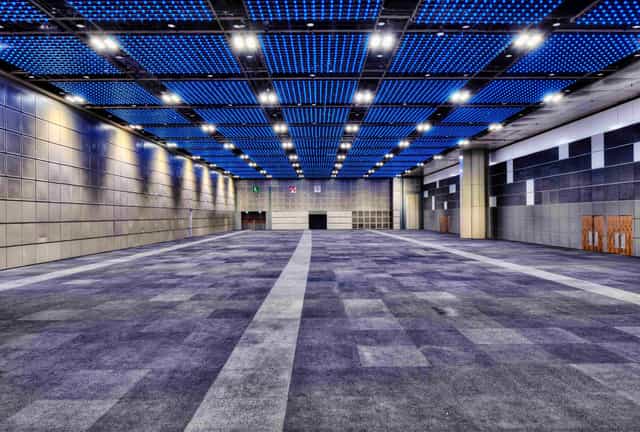Suntec City Exhibition Hall: Expansive, high-clearance ballroom for large corporate events and expos.