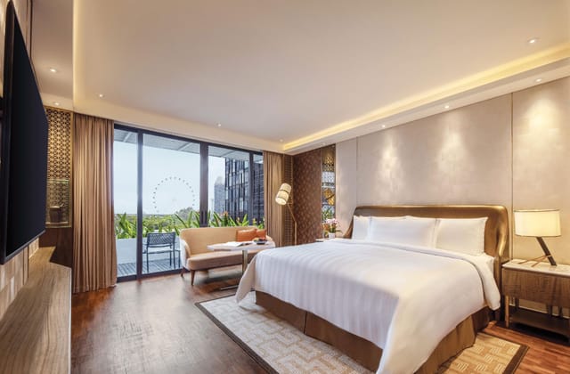 Executive Board Room at PARKROYAL Beach Road: Premium hotel suite for corporate events.