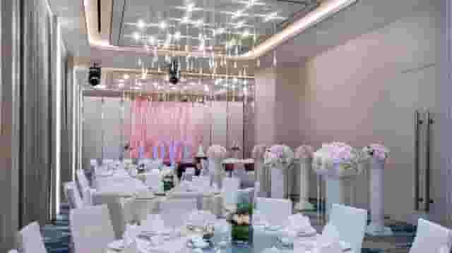 Queen Ballroom