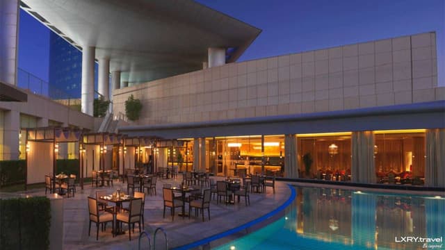 Four Seasons Hotel Riyadh at Kingdom Centre