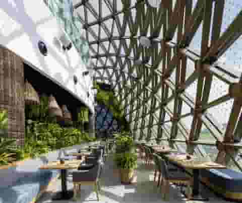 Eagle Boardroom