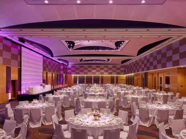 Heritage Ballroom at The Fullerton Hotel Sydney for formal gala dinners and corporate awards.