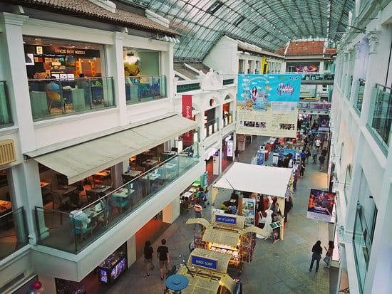Bugis Junction atrium: high-traffic venue for pop-up markets and brand activations.