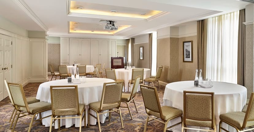 Guinea and Florin Suite banquet room for business workshops and corporate luncheons in Dublin.