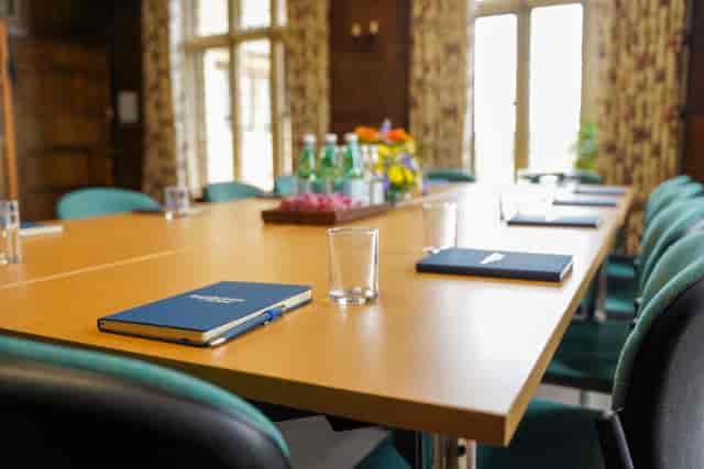 Reed Business School, Moreton-in-Marsh - image 3