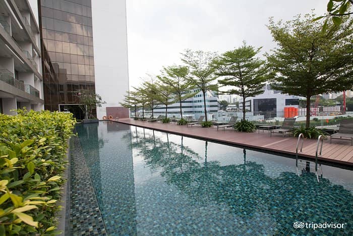 Rooftop pool at Dorsett Singapore for corporate events and outdoor evening networking.