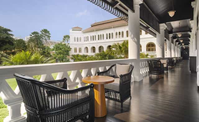 Colonial-style Palm 1 terrace for high-end VIP coffee breaks and corporate networking events.