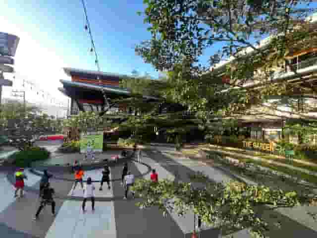 Garden Walk 3