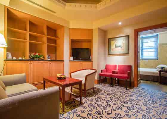 Rosewood Room hotel suite for VIP hospitality and executive retreats.
