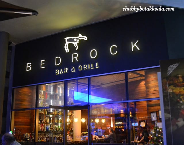 Upscale Bar in Bedrock: elegant corporate dinner venue for networking events.