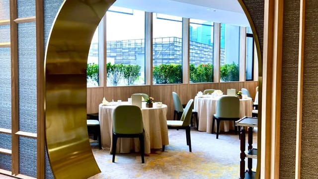 Elegant archway at Peach Blossoms restaurant, perfect for executive lunches and VIP events.