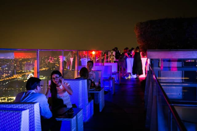Alt Cafe and Bar