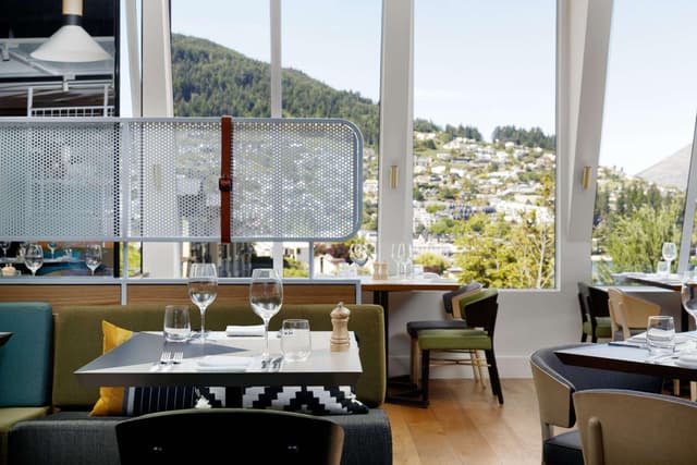 Bazaar Restaurant