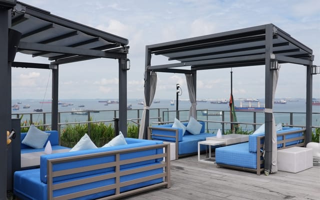 1-Altitude Coast pool deck lounge for corporate cocktail receptions and networking events.