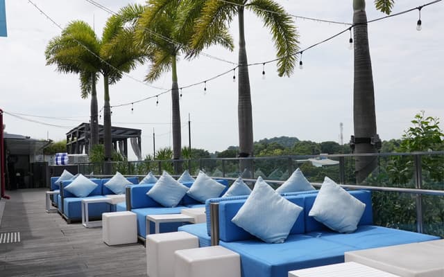 Pool deck