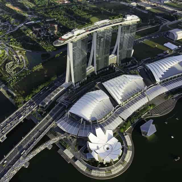 Marina Bay Sands North Garden: premier venue for corporate conferences and business exhibitions.