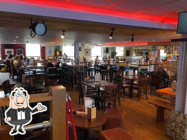 Dylan's Kitchen & Bar