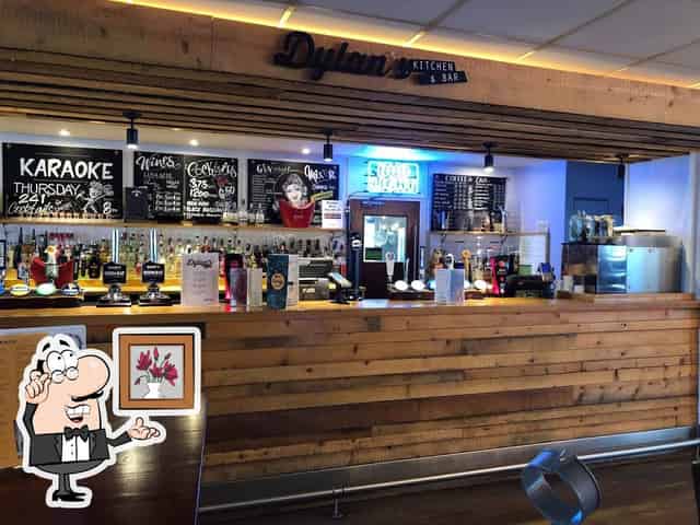 Dylan's Kitchen & Bar