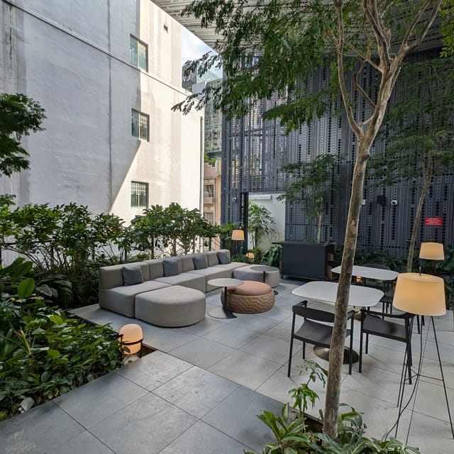Garden Terrace at 21 Carpenter: Biophilic outdoor breakout space for networking and events.