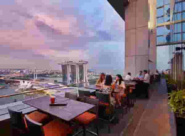 High Table (Padang View)
