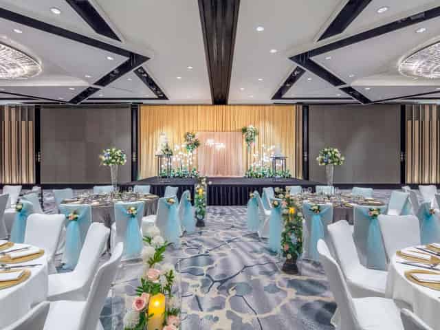 Swissotel The Stamford +1 more