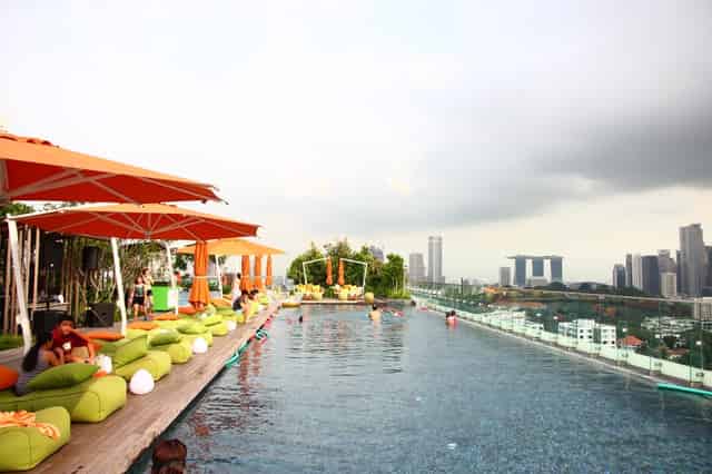 Rooftop Infinity Pool
