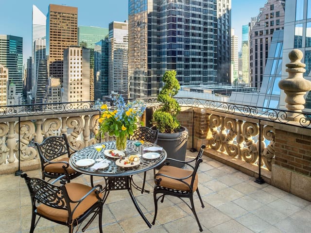 Warwick NYC 54th Suite