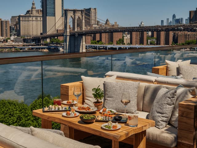 1 Hotel Brooklyn Bridge