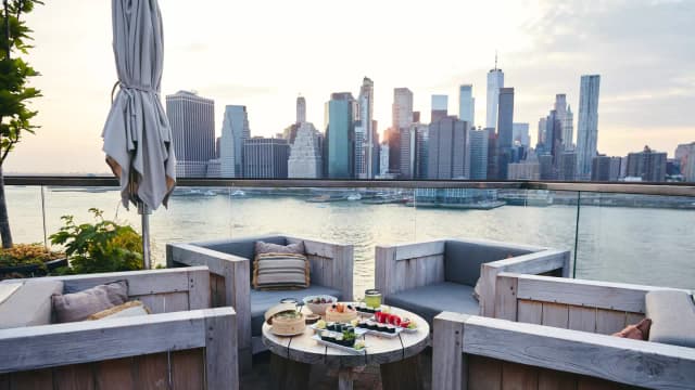 1 Hotel Brooklyn Bridge