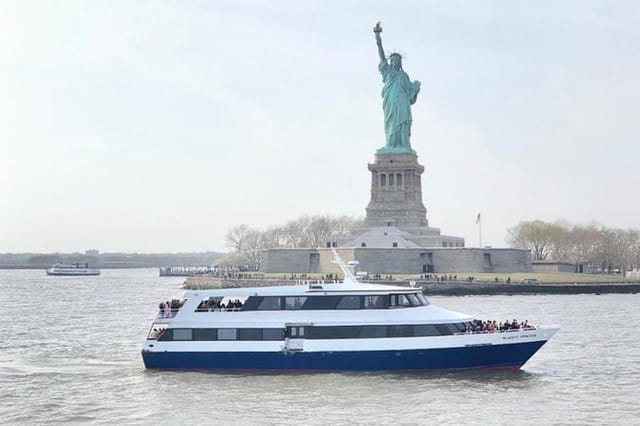 Statue of Liberty Sightseeing Cruise ...