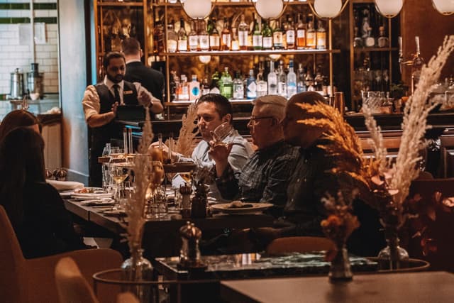 Bar