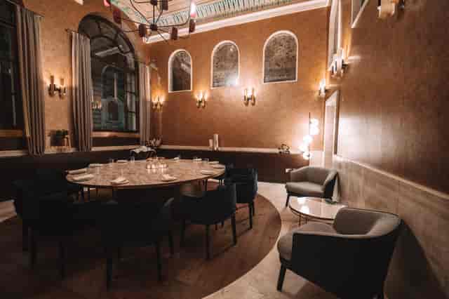 Private dining rooms