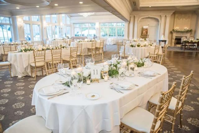 Banquet hall