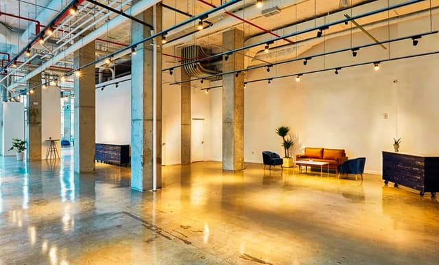 Chelsea Industrial gallery space, blank canvas for cocktail receptions and pop-up events.