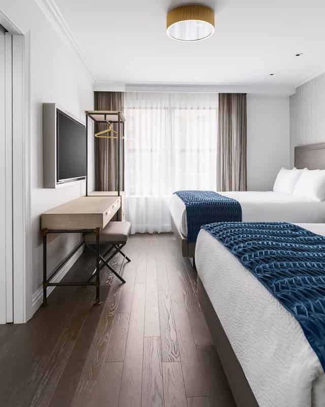Rooms & Suites